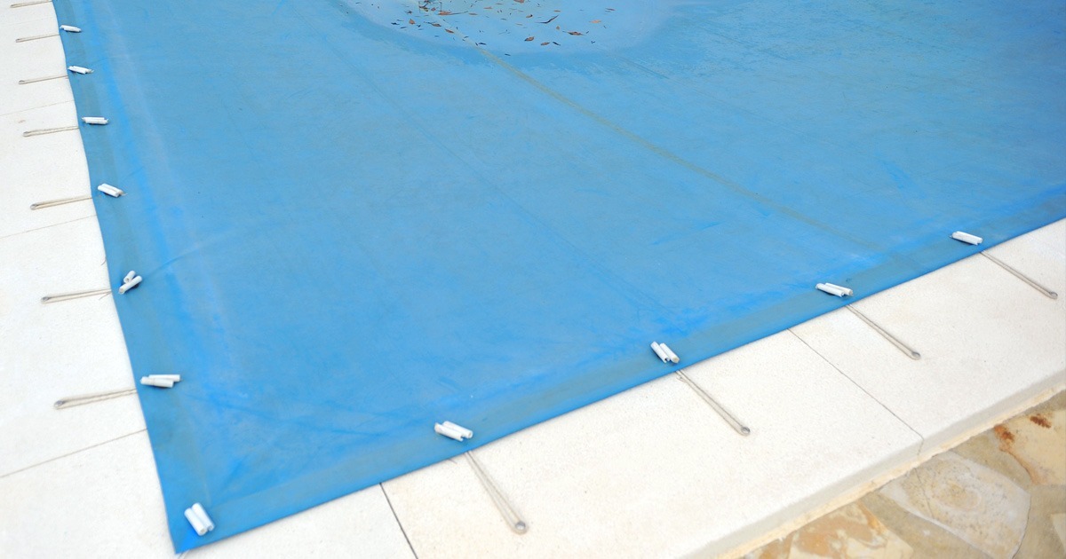 How to Keep a Pool Cover from Sagging Moyer